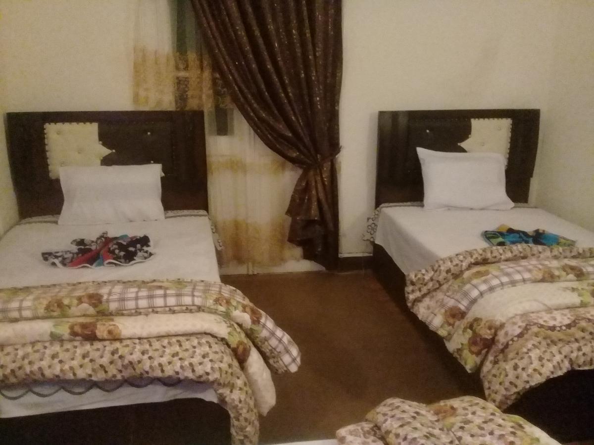Hi Nile Plaza Hostel القاهرة المظهر الخارجي الصورة