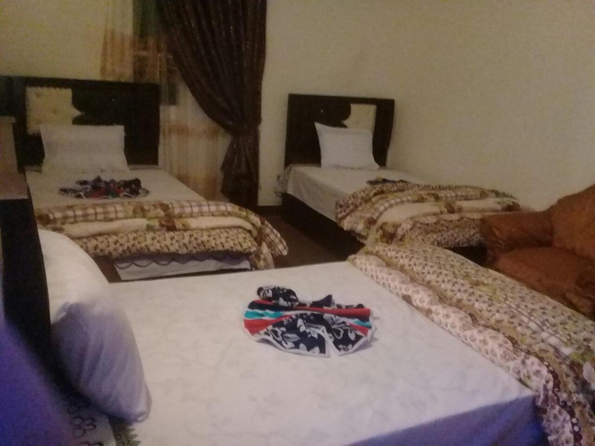 Hi Nile Plaza Hostel القاهرة المظهر الخارجي الصورة