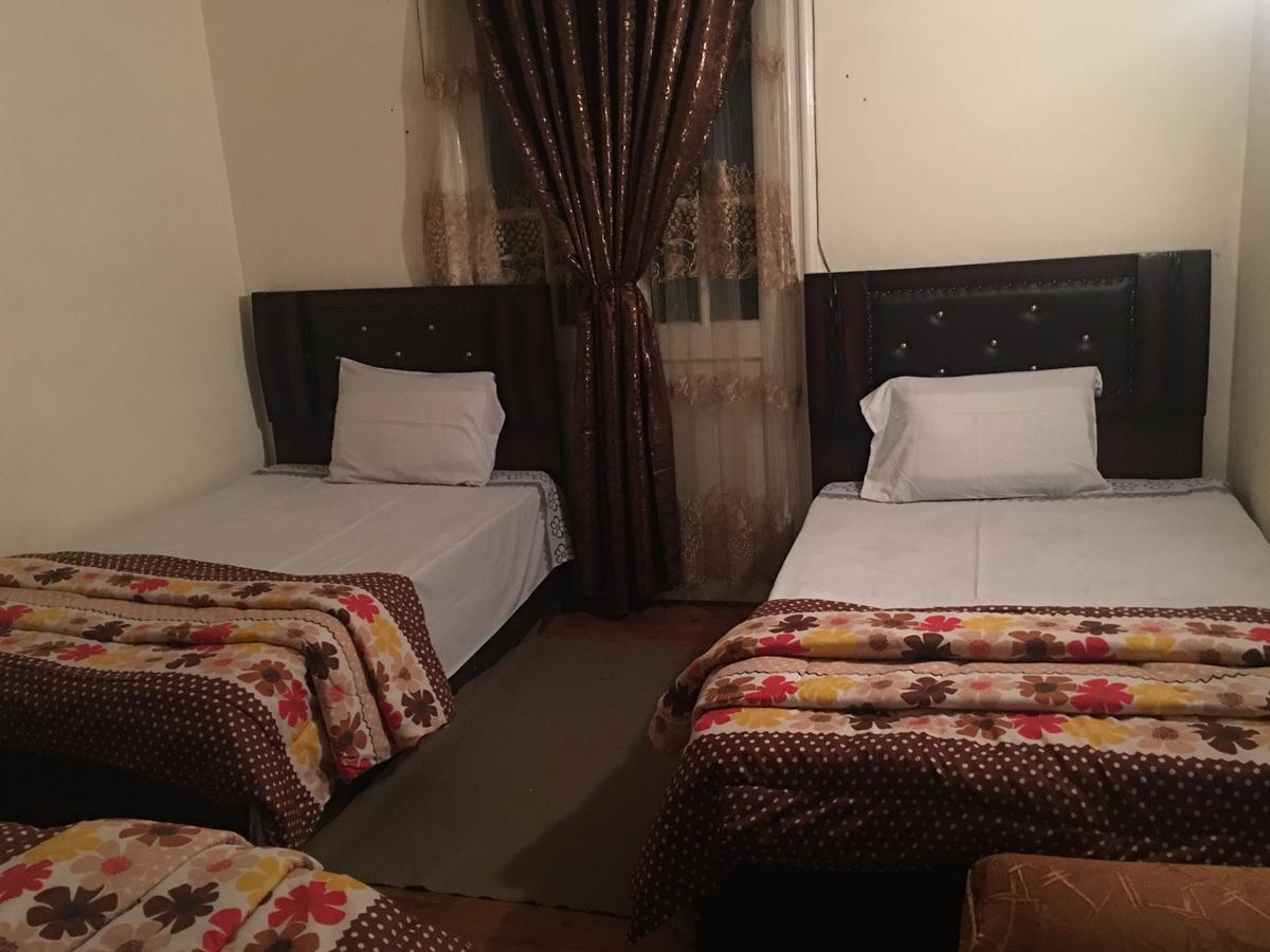 Hi Nile Plaza Hostel القاهرة المظهر الخارجي الصورة